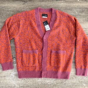 NWT Target Original Use brand men’s v-neck animal print cardigan